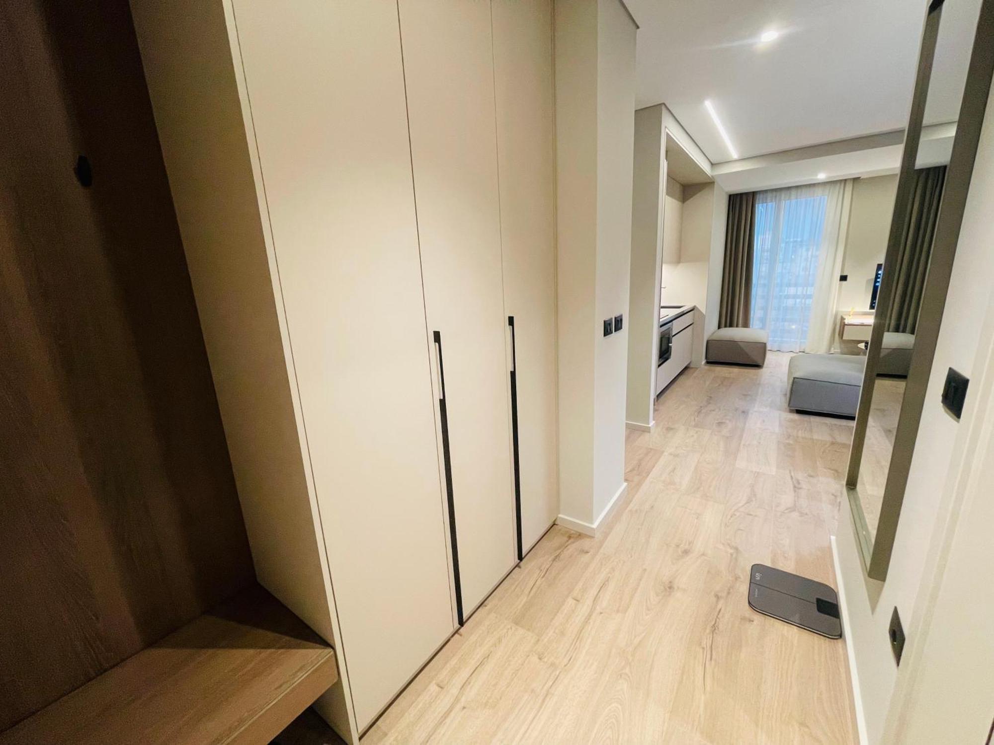 Two Steps Apartments ティラナ エクステリア 写真